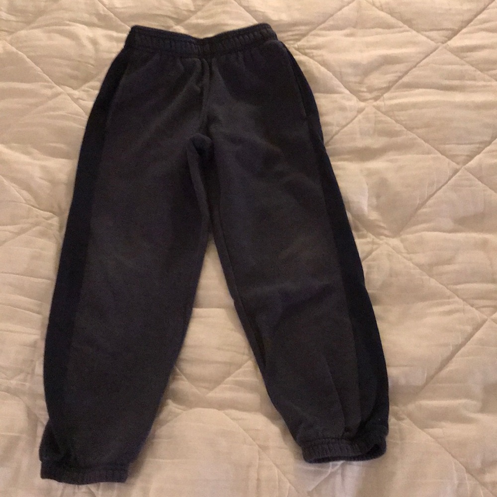 Champion Sweatpants (Boy’s 6/7)